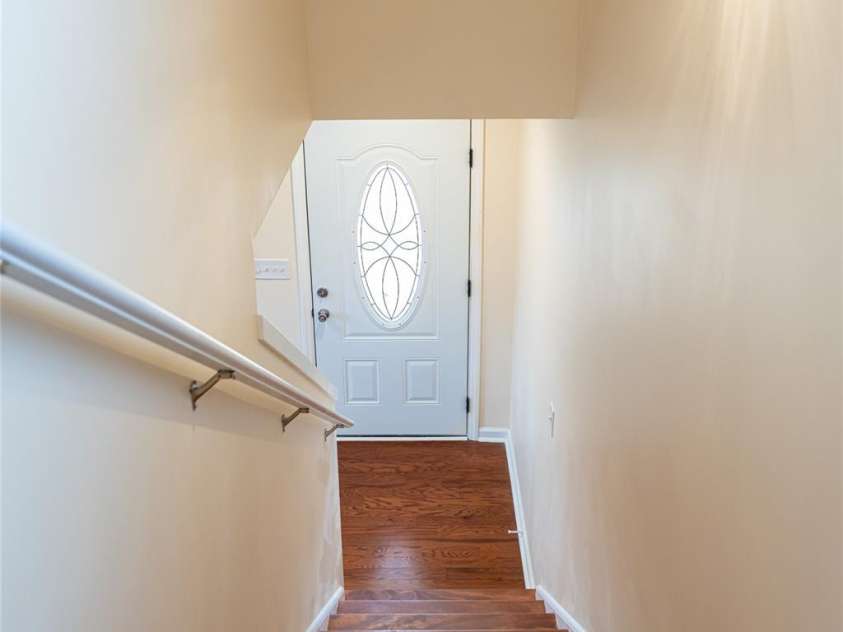 622 N Main Street, Canton, NC 28716.  MLS# CAR4331136, YatesRealty ID 10148. 