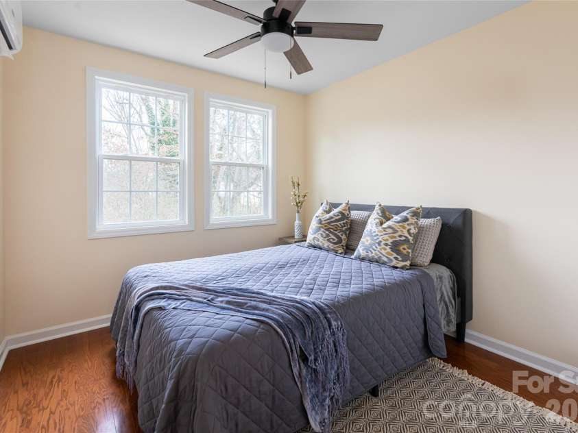 622 N Main Street, Canton, NC 28716.  MLS# CAR4331136, YatesRealty ID 10148. 