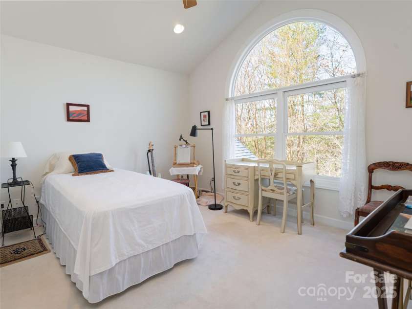 15 Breckenridge Drive, Fairview, NC 28730.  MLS# CAR4213849, YatesRealty ID 10149. 