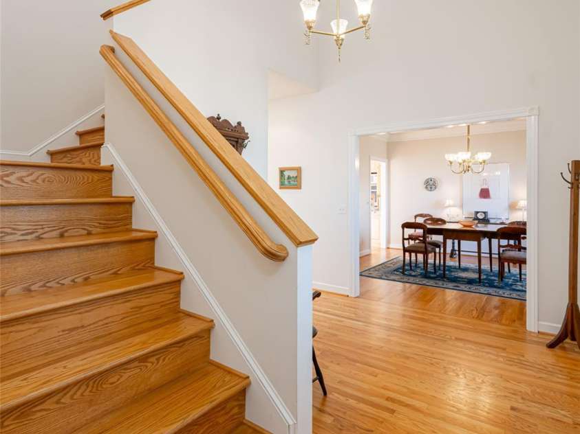 15 Breckenridge Drive, Fairview, NC 28730.  MLS# CAR4213849, YatesRealty ID 10149. Foyer Area