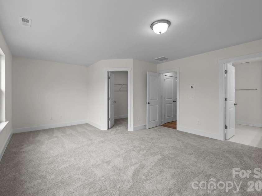 2930 Clyde Drive, Charlotte, NC 28208.  MLS# CAR4368243, YatesRealty ID 10149. Representative PhotoPrimary