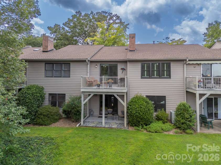 77 Chestnut Street, Tryon, NC 28782.  MLS# CAR4414058, YatesRealty ID 1015. 