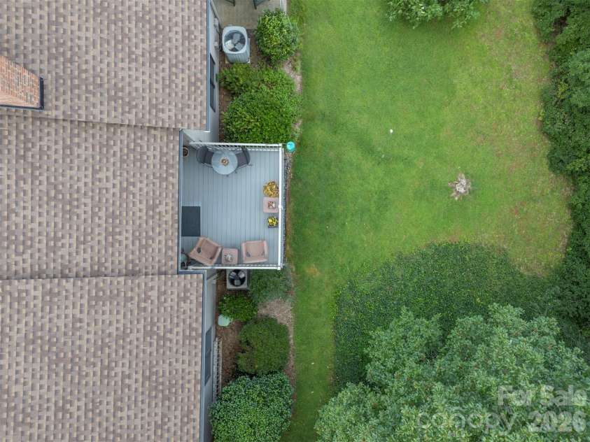 77 Chestnut Street, Tryon, NC 28782.  MLS# CAR4414058, YatesRealty ID 1015. 