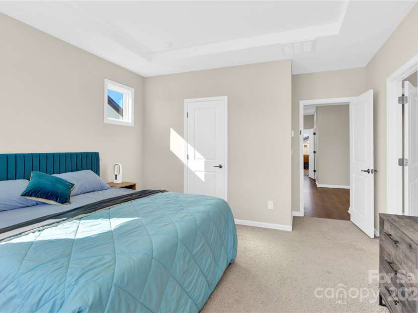 9131 Harwen Lane, Charlotte, NC 28215.  MLS# CAR4216808, YatesRealty ID 1015. 