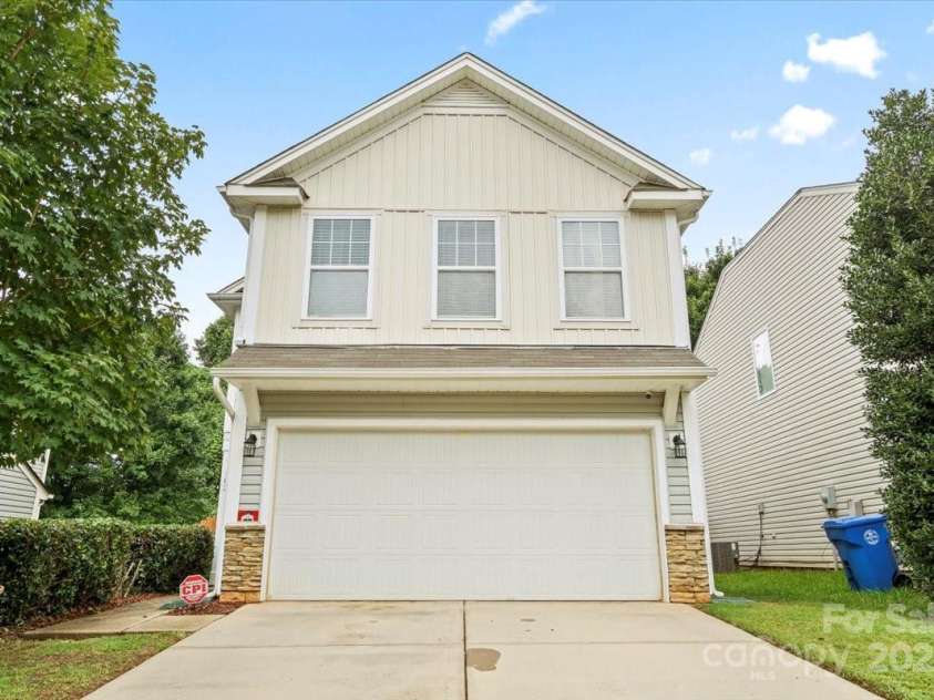 1021 Joselynn Drive, Gastonia, NC 28054.  MLS# CAR4290496, YatesRealty ID 10151. 