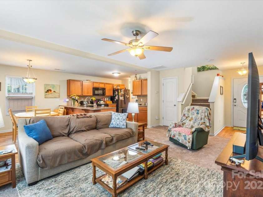 1021 Joselynn Drive, Gastonia, NC 28054.  MLS# CAR4290496, YatesRealty ID 10151. 