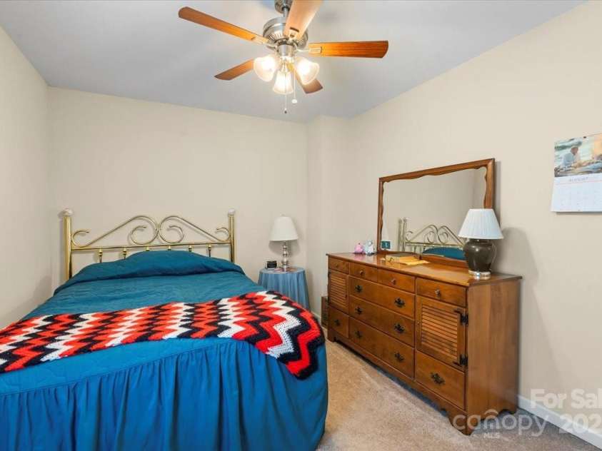 1021 Joselynn Drive, Gastonia, NC 28054.  MLS# CAR4290496, YatesRealty ID 10151. 