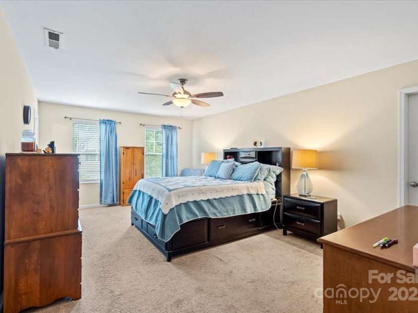 1021 Joselynn Drive, Gastonia, NC 28054.  MLS# CAR4290496, YatesRealty ID 10151. 