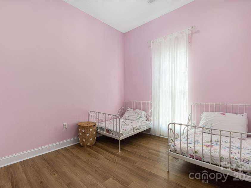 5616 Ebley Lane, Charlotte, NC 28227.  MLS# CAR4233417, YatesRealty ID 10154. 
