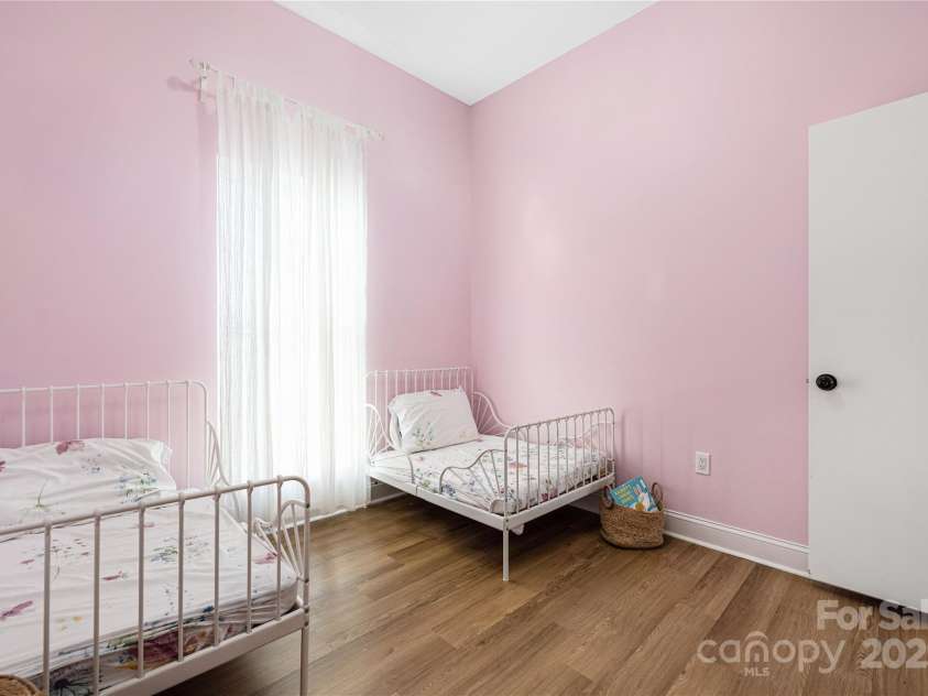 5616 Ebley Lane, Charlotte, NC 28227.  MLS# CAR4233417, YatesRealty ID 10154. 