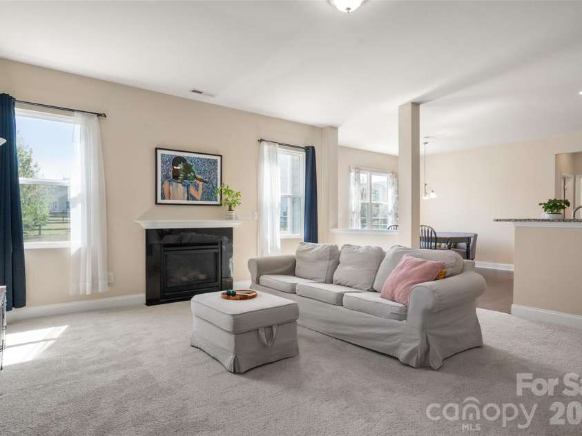 3702 Exbury Gardens Drive, Waxhaw, NC 28173.  MLS# CAR4357764, YatesRealty ID 10155. 