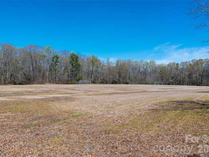 3702 Exbury Gardens Drive, Waxhaw, NC 28173.  MLS# CAR4357764, YatesRealty ID 10155. 