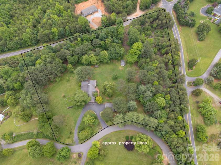 64 Persimmon Hill Drive, Columbus, NC 28722.  MLS# CAR4350872, YatesRealty ID 10156. Aerial