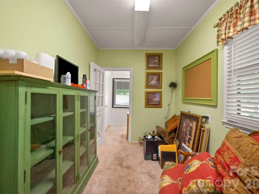 64 Persimmon Hill Drive, Columbus, NC 28722.  MLS# CAR4350872, YatesRealty ID 10156. Entryway to the Office