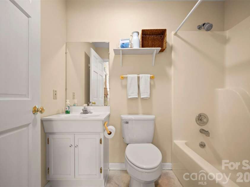 64 Persimmon Hill Drive, Columbus, NC 28722.  MLS# CAR4350872, YatesRealty ID 10156. Guest Cottage Bath