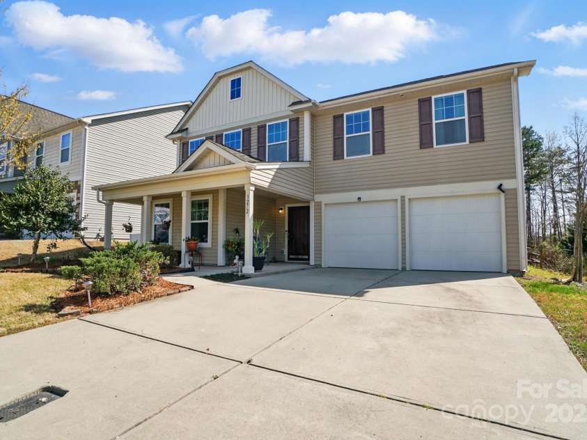 3272 Saddlebrook Drive, Midland, NC 28107.  MLS# CAR4238749, YatesRealty ID 10157. 