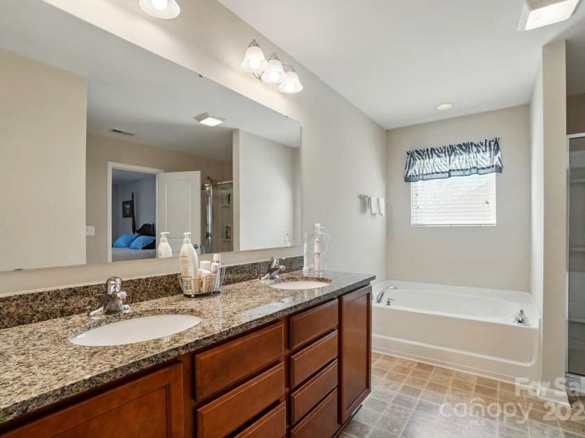 3272 Saddlebrook Drive, Midland, NC 28107.  MLS# CAR4238749, YatesRealty ID 10157. 