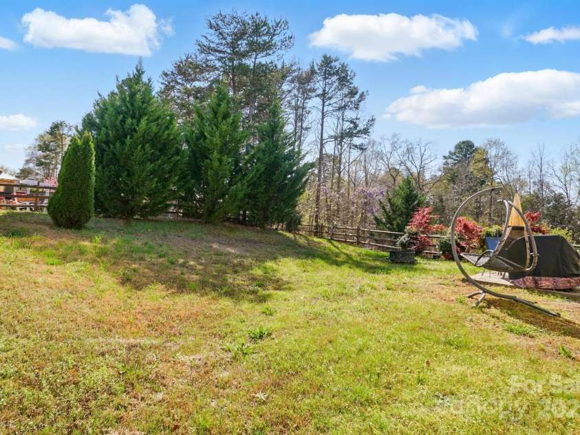 3272 Saddlebrook Drive, Midland, NC 28107.  MLS# CAR4238749, YatesRealty ID 10157. 