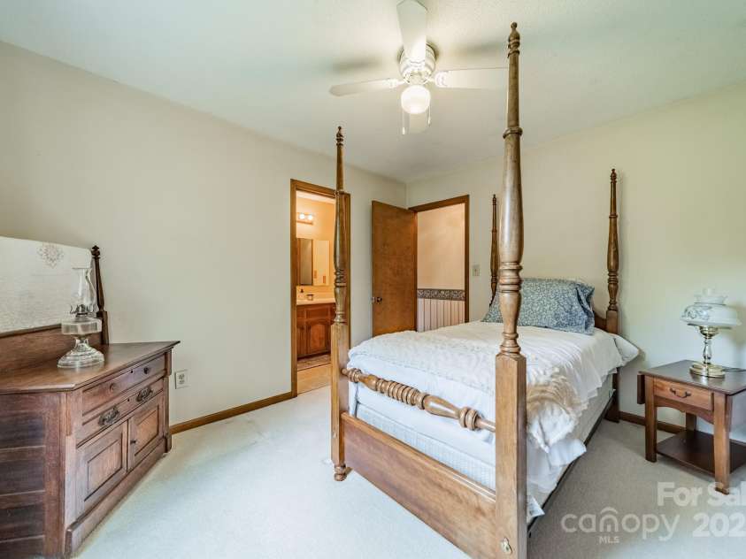 807 and 809 Sparrow Springs Road, Kings Mountain, NC 28086.  MLS# CAR4240864, YatesRealty ID 10158. 3rd bedroom