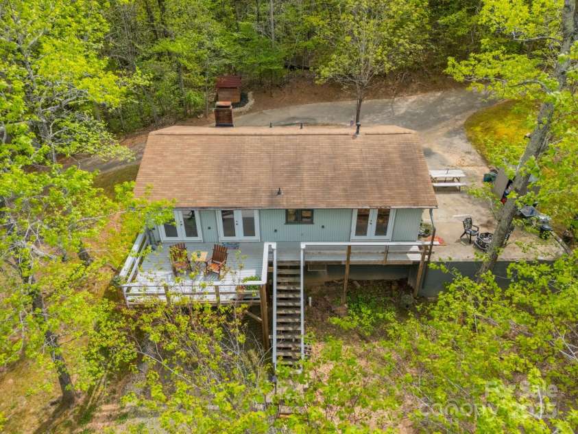 807 and 809 Sparrow Springs Road, Kings Mountain, NC 28086.  MLS# CAR4240864, YatesRealty ID 10158. 