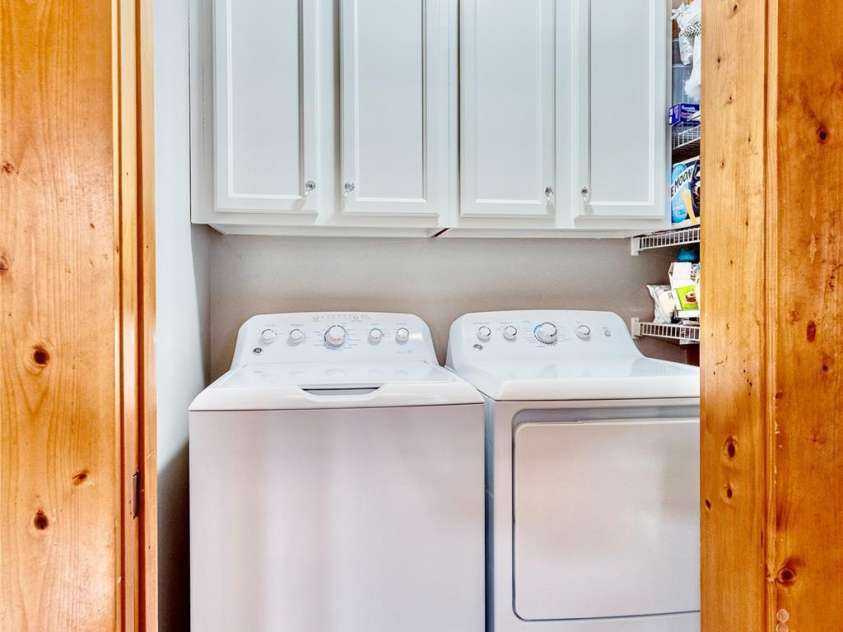 242 Morninglow Drive, Winnsboro, SC 29180.  MLS# CAR4242338, YatesRealty ID 10159. 