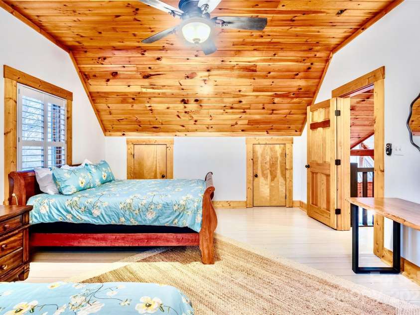 242 Morninglow Drive, Winnsboro, SC 29180.  MLS# CAR4242338, YatesRealty ID 10159. 