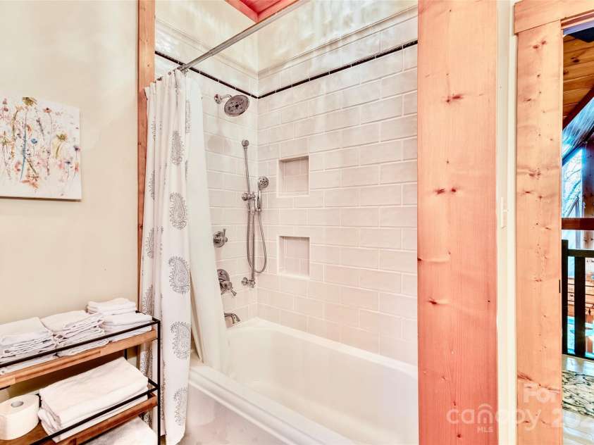 242 Morninglow Drive, Winnsboro, SC 29180.  MLS# CAR4242338, YatesRealty ID 10159. 