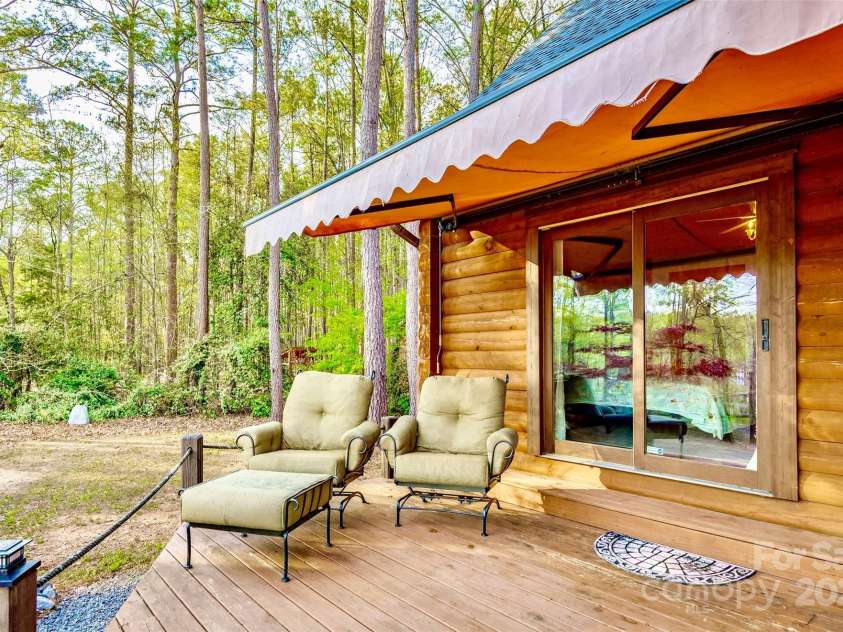 242 Morninglow Drive, Winnsboro, SC 29180.  MLS# CAR4242338, YatesRealty ID 10159. 