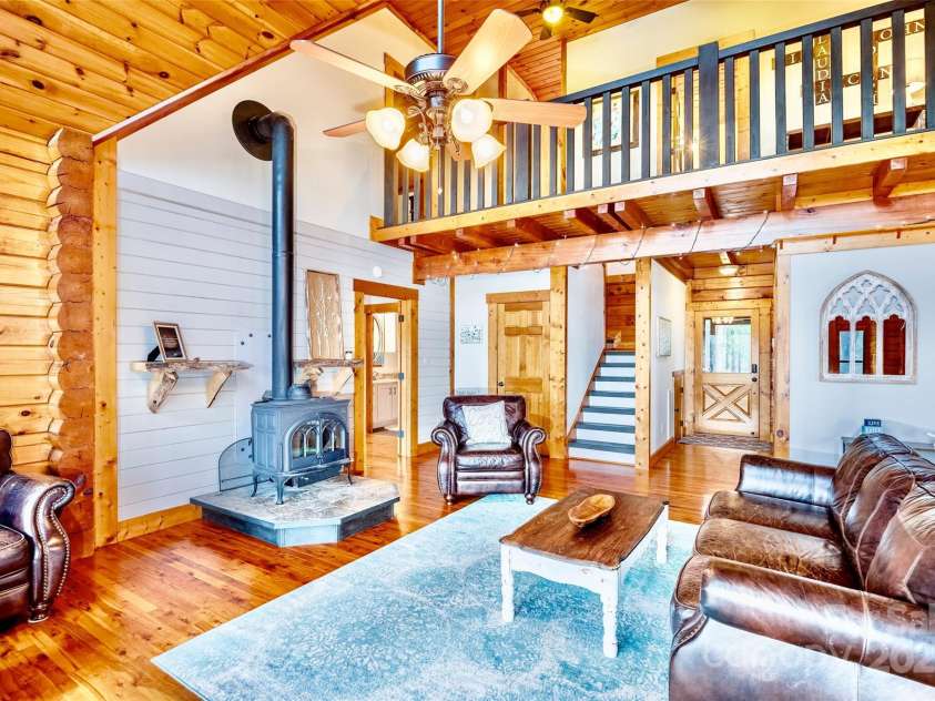 242 Morninglow Drive, Winnsboro, SC 29180.  MLS# CAR4242338, YatesRealty ID 10159. 