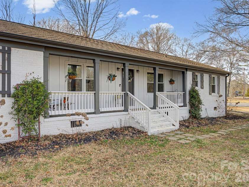 3790 Rogers Circle, Rock Hill, SC 29730.  MLS# CAR4349360, YatesRealty ID 10159. 