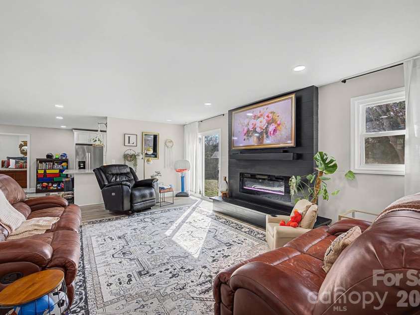 3790 Rogers Circle, Rock Hill, SC 29730.  MLS# CAR4349360, YatesRealty ID 10159. 