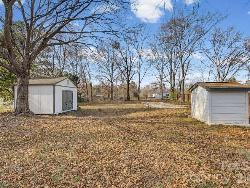 3790 Rogers Circle, Rock Hill, SC 29730.  MLS# CAR4349360, YatesRealty ID 10159. 