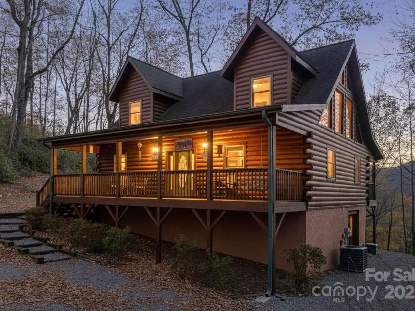 48 & 50 Wild Turkey Run, Black Mountain, NC 28711.  MLS# CAR4318809, YatesRealty ID 1016. 