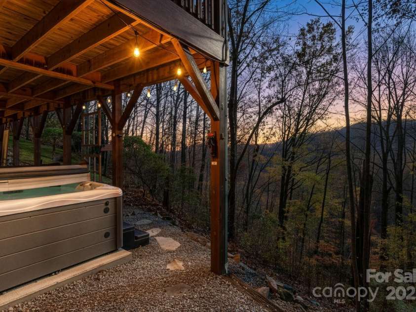 48 & 50 Wild Turkey Run, Black Mountain, NC 28711.  MLS# CAR4318809, YatesRealty ID 1016. 