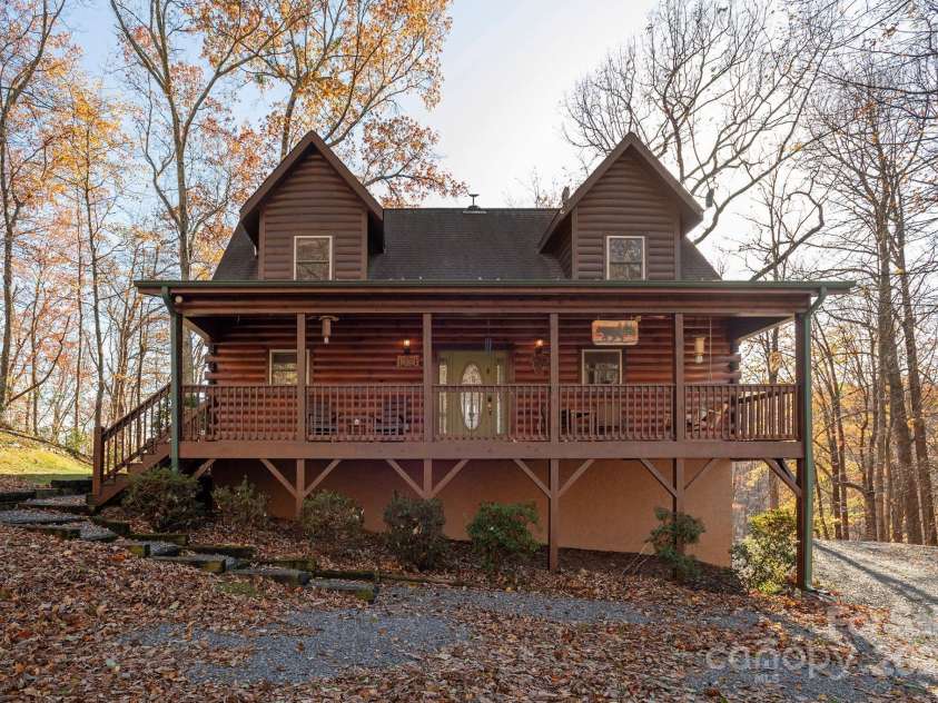 48 & 50 Wild Turkey Run, Black Mountain, NC 28711.  MLS# CAR4318809, YatesRealty ID 1016. 