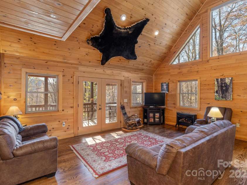 48 & 50 Wild Turkey Run, Black Mountain, NC 28711.  MLS# CAR4318809, YatesRealty ID 1016. 