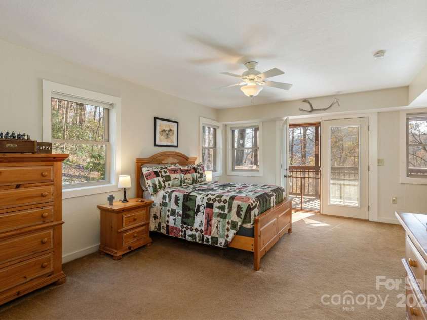 48 & 50 Wild Turkey Run, Black Mountain, NC 28711.  MLS# CAR4318809, YatesRealty ID 1016. 