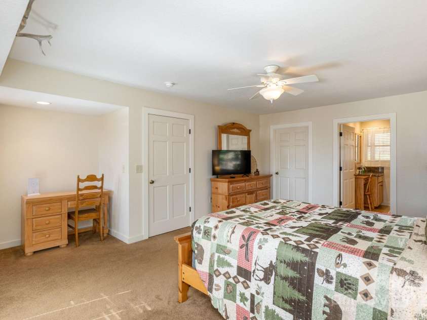 48 & 50 Wild Turkey Run, Black Mountain, NC 28711.  MLS# CAR4318809, YatesRealty ID 1016. 