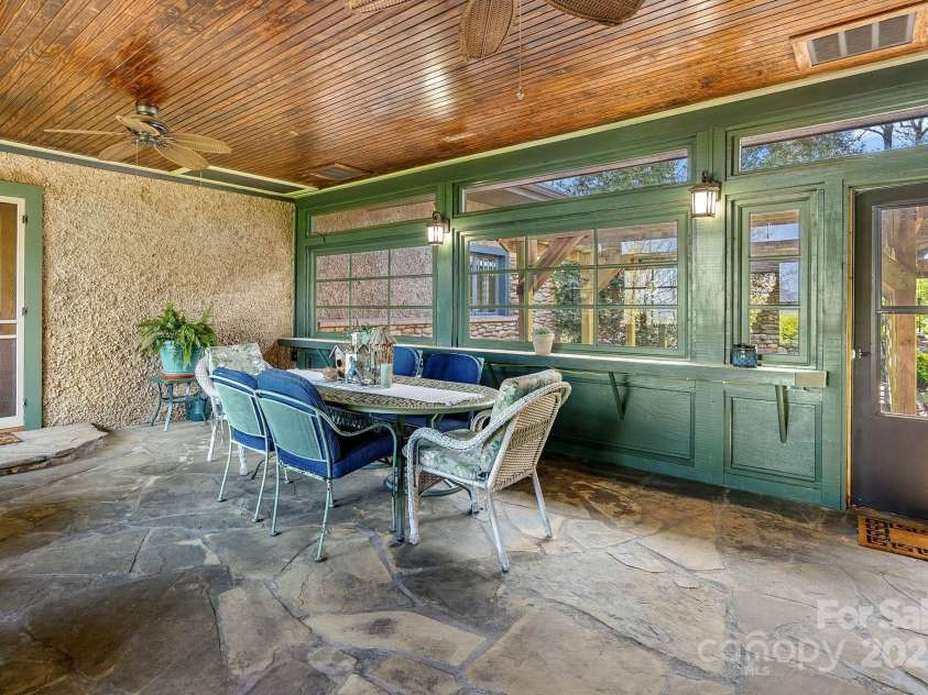 111 Flora Rose Trail, Asheville, NC 28803.  MLS# CAR4239614, YatesRealty ID 10160. 