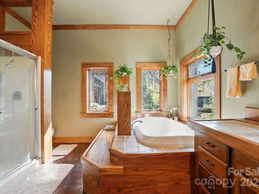 111 Flora Rose Trail, Asheville, NC 28803.  MLS# CAR4239614, YatesRealty ID 10160. 