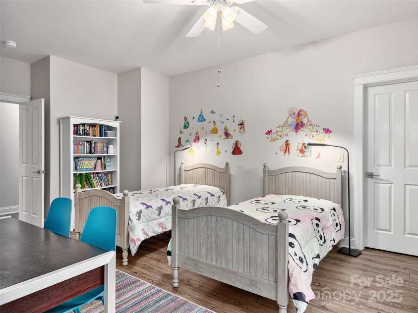 104 Red Cedar Lane, Asheville, NC 28803.  MLS# CAR4249248, YatesRealty ID 10161. 