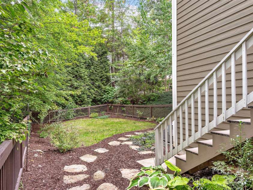 104 Red Cedar Lane, Asheville, NC 28803.  MLS# CAR4249248, YatesRealty ID 10161. 