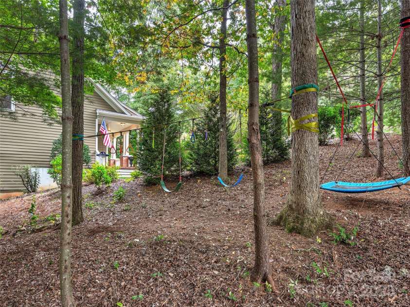 104 Red Cedar Lane, Asheville, NC 28803.  MLS# CAR4249248, YatesRealty ID 10161. 
