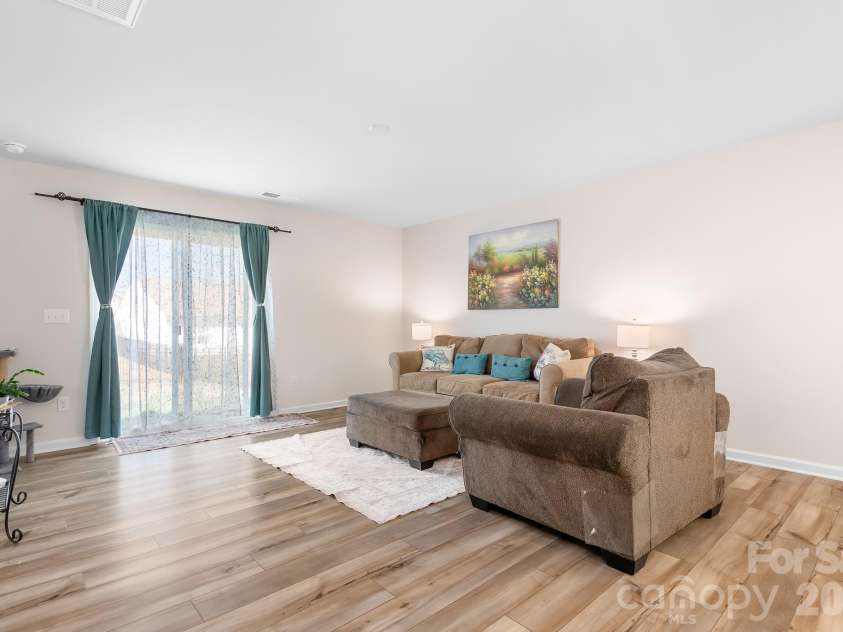 2326 Trollinger Drive, Catawba, NC 28609.  MLS# CAR4357453, YatesRealty ID 10162. 