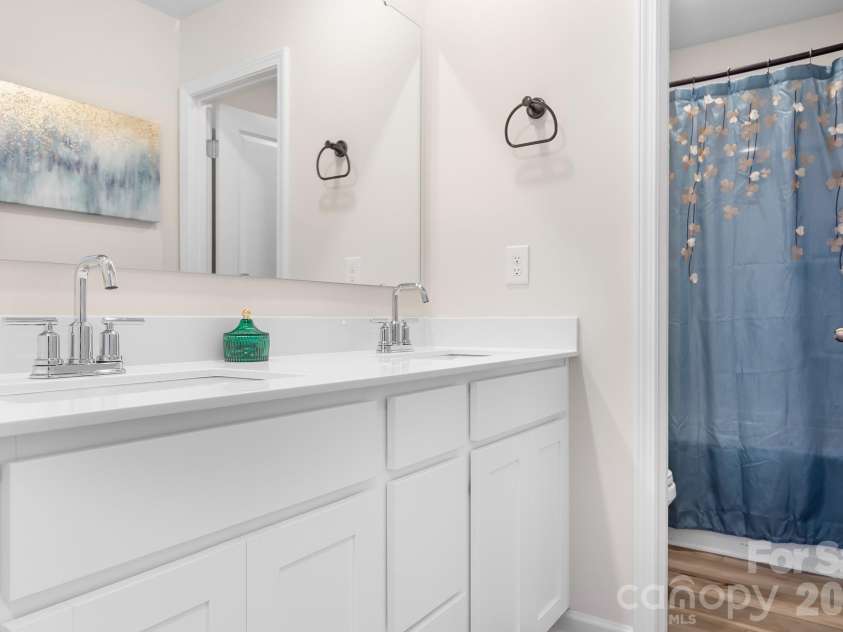 2326 Trollinger Drive, Catawba, NC 28609.  MLS# CAR4357453, YatesRealty ID 10162. 