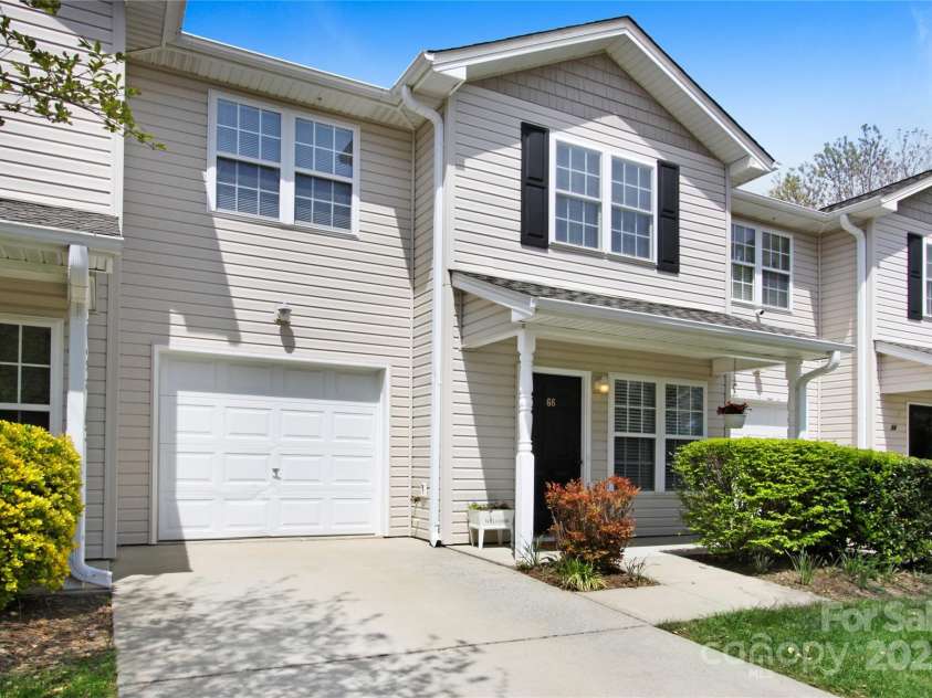 66 Yorktown Circle, Fletcher, NC 28732.  MLS# CAR4250755, YatesRealty ID 10162. 