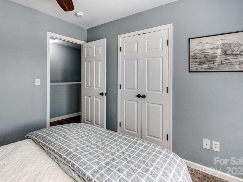 66 Yorktown Circle, Fletcher, NC 28732.  MLS# CAR4250755, YatesRealty ID 10162. 