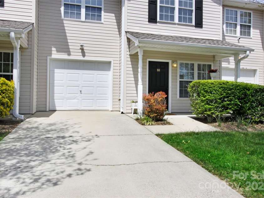 66 Yorktown Circle, Fletcher, NC 28732.  MLS# CAR4250755, YatesRealty ID 10162. Welcome to 66 Yorktown Circle