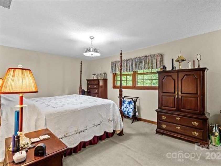 139 Timberlake Drive, Inman, SC 29349.  MLS# CAR4250909, YatesRealty ID 10163. Primary