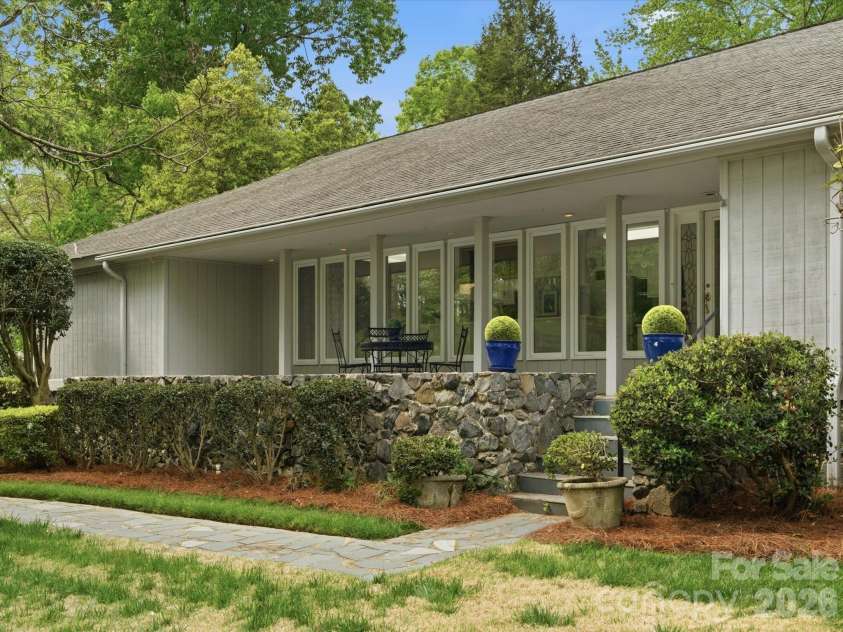 3713 Eaglebrook Drive, Gastonia, NC 28056.  MLS# CAR4367079, YatesRealty ID 10164. 